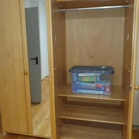 Apartment Monteurswohnung Fuer 1 Bis 8 Personen
