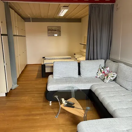 Monteurswohnung Fuer 1 Bis 8 Personen